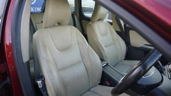 VOLVO XC60 2.4 D4 SE Lux SUV 5dr Diesel Geartronic AWD Euro 5 (181 ps)