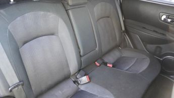 NISSAN QASHQAI 1.6 dCi Acenta SUV 5dr Diesel Manual 2WD Euro 5 (130 ps)