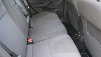 FORD FOCUS 1.6 Titanium Hatchback 5dr Petrol Manual Euro 5 (125 ps)