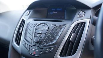 FORD FOCUS 1.6 Titanium Hatchback 5dr Petrol Manual Euro 5 (125 ps)