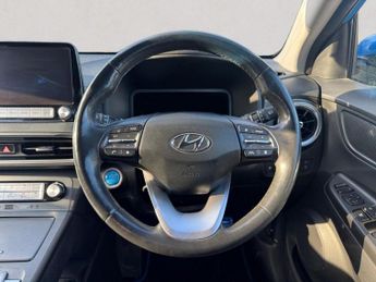 HYUNDAI KONA 39kWh Premium SUV 5dr Electric Auto (10.5kW Charger) (136 ps)