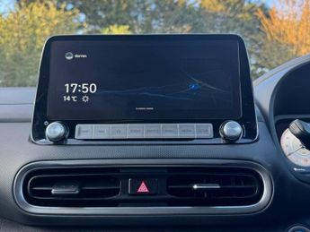 HYUNDAI KONA 39kWh Premium SUV 5dr Electric Auto (10.5kW Charger) (136 ps)