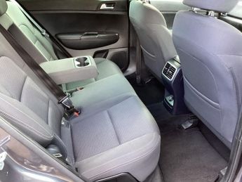 KIA SPORTAGE 1.6 GDi 2 SUV 5dr Petrol Manual Euro 6 (s/s) (130 bhp)