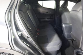 TOYOTA C-HR 1.8 VVT-h Icon CVT Euro 6 (s/s) 5dr