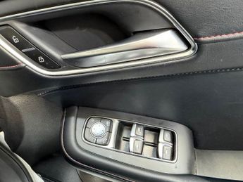 MG MG HS 1.5 T-GDI 16.6kWh Excite SUV 5dr Petrol Plug-in Hybrid Auto Euro