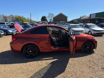 BMW 2 SERIES 2.0 220i Sport Coupe 2dr Petrol Auto Euro 6 (s/s) (184 ps)
