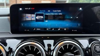 MERCEDES-BENZ CLA 1.3 CLA180 AMG Line (Premium Plus 2) Coupe 7G-DCT Euro 6 (s/s) 4