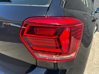 VOLKSWAGEN POLO 1.0 EVO SE Tech Edition Hatchback 5dr Petrol Manual Euro 6 (s/s)