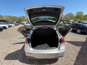 MERCEDES-BENZ A-CLASS 1.5 A180d AMG Line (Premium) Hatchback 5dr Diesel 7G-DCT Euro 6 