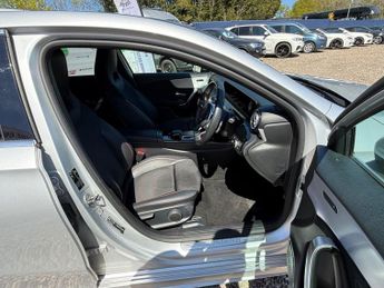 MERCEDES-BENZ A CLASS 1.5 A180d AMG Line (Premium) Hatchback 5dr Diesel 7G-DCT Euro 6 