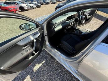 MERCEDES-BENZ A-CLASS 1.5 A180d AMG Line (Premium) Hatchback 5dr Diesel 7G-DCT Euro 6 
