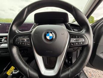 BMW 1 SERIES 1.5 118i Sport Hatchback 5dr Petrol DCT Euro 6 (s/s) (140 ps)