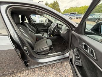 BMW 1 SERIES 1.5 118i Sport Hatchback 5dr Petrol DCT Euro 6 (s/s) (140 ps)
