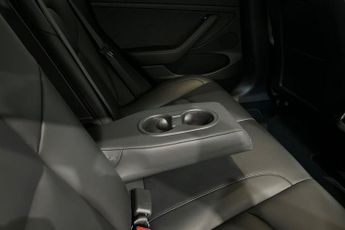 TESLA Model 3 Standard Range Plus Saloon 4dr Electric Auto RWD (241 bhp) Adapt