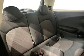 MINI HATCH 1.5 Cooper Hatchback 3dr Petrol Auto Euro 6 (s/s) (136 ps) Non S