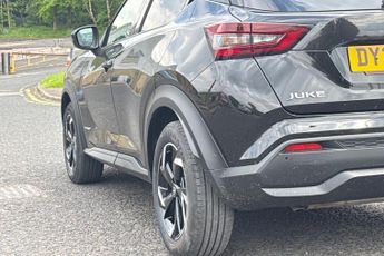 NISSAN JUKE 1.6 N-Connecta SUV 5dr Petrol Hybrid Auto Euro 6 (143 ps) Rear V