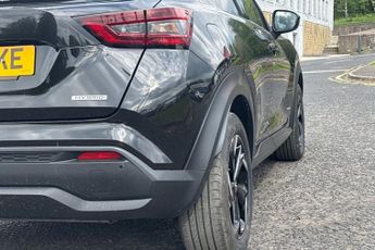 NISSAN JUKE 1.6 N-Connecta SUV 5dr Petrol Hybrid Auto Euro 6 (143 ps) Rear V