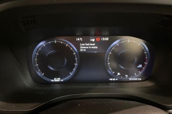 VOLVO XC60 2.0 B5 MHEV R-Design Pro SUV 5dr Petrol Hybrid Auto AWD Euro 6 (