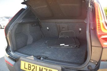 VOLVO XC40 1.5 T3 R-Design Pro SUV 5dr Petrol Auto Euro 6 (s/s) (163 ps)