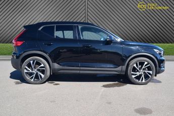 VOLVO XC40 1.5 T3 R-Design Pro SUV 5dr Petrol Auto Euro 6 (s/s) (163 ps)