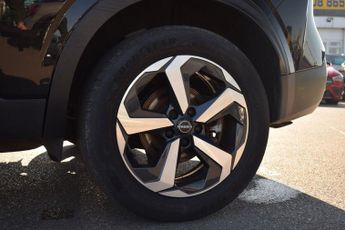 NISSAN QASHQAI 1.5 h e-POWER N-Connecta SUV 5dr Petrol Hybrid Auto Euro 6 (s/s)