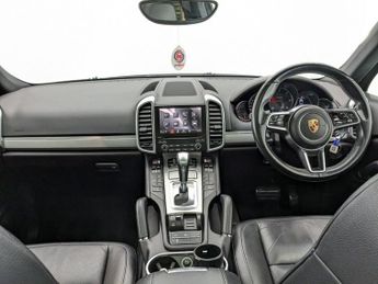 PORSCHE CAYENNE 3.0 TD V6 SUV 5dr Diesel TiptronicS 4WD Euro 6 (s/s) (262 ps)
