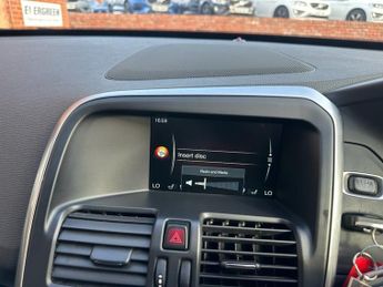 VOLVO XC60 2.4 D5 R-Design Nav SUV 5dr Diesel Auto AWD Euro 6 (s/s) (220 ps