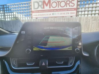 TOYOTA C-HR 1.8 VVT-h Icon SUV 5dr Petrol Hybrid CVT Euro 6 (s/s) (122 ps)