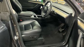 TESLA MODEL Y (Dual Motor) Long Range SUV 5dr Electric Auto 4WDE (384 bhp)