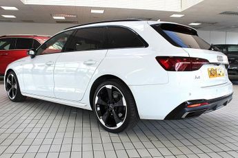 AUDI A4 AVANT 2.0 TDI 35 Black Edition Estate 5dr Diesel S Tronic Euro 6 (s/s)
