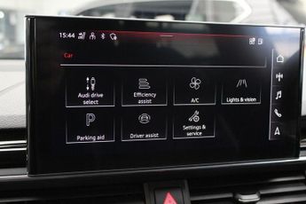 AUDI A4 AVANT 2.0 TDI 35 Black Edition Estate 5dr Diesel S Tronic Euro 6 (s/s)