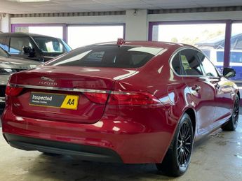 JAGUAR XF 2.0d Prestige Saloon 4dr Diesel Manual Euro 6 (s/s) (163 ps)