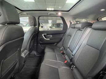 LAND ROVER DISCOVERY SPORT 2.0 TD4 SE Tech SUV 5dr Diesel Auto 4WD Euro 6 (s/s) (180 ps)