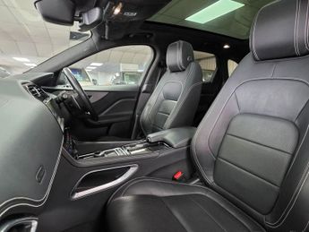 JAGUAR F-PACE 2.0 D180 Chequered Flag SUV 5dr Diesel Auto AWD Euro 6 (s/s) (18