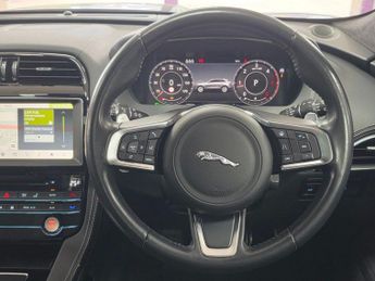 JAGUAR F-PACE 2.0 D180 Chequered Flag SUV 5dr Diesel Auto AWD Euro 6 (s/s) (18
