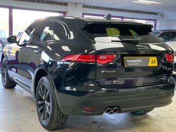 JAGUAR F-PACE 2.0 D180 Chequered Flag SUV 5dr Diesel Auto AWD Euro 6 (s/s) (18