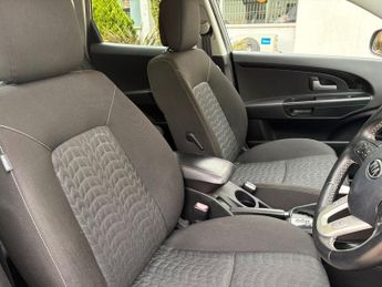 KIA CEED 1.6 CRDi 3 Hatchback 5dr Diesel Auto Euro 5 (113 bhp)