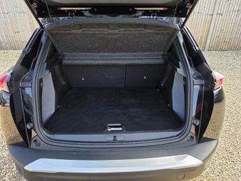 PEUGEOT E-2008 50kWh GT SUV 5dr Electric Auto (7kW Charger) (136 ps)