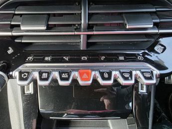 PEUGEOT E-2008 50kWh GT SUV 5dr Electric Auto (7kW Charger) (136 ps)