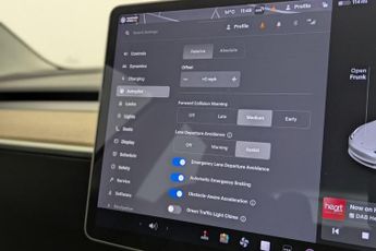 TESLA Model 3 (Dual Motor) Long Range Saloon 4dr Electric Auto 4WDE (346 ps)