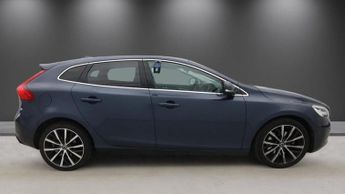 VOLVO V40 1.5 T3 GPF Inscription Hatchback 5dr Petrol Auto Euro 6 (s/s) (1