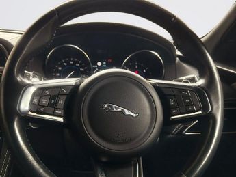 JAGUAR F-PACE 2.0 D180 R-Sport SUV 5dr Diesel Auto AWD Euro 6 (s/s) (180 ps)