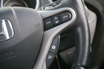 HONDA JAZZ i-VTEC EX Hatchback Petrol i SHIFT 5dr - Just 39,167 Miles from 