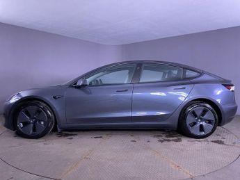 TESLA Model 3 Standard Range Plus Saloon 4dr Electric Auto RWD (241 bhp)