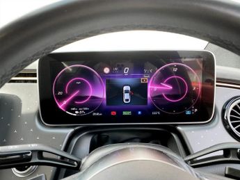 MERCEDES-BENZ EQE EQE 300 89kWh Sport Edition Saloon 4dr Electric Auto (245 ps)