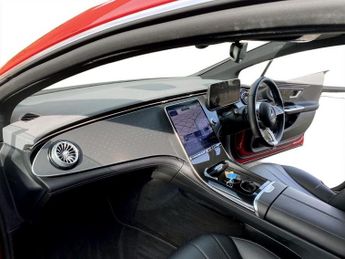 MERCEDES-BENZ EQE EQE 300 89kWh Sport Edition Saloon 4dr Electric Auto (245 ps)