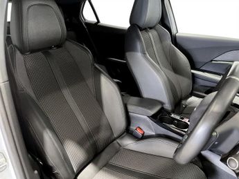 PEUGEOT E-2008 50kWh GT SUV 5dr Electric Auto (7kW Charger) (136 ps)
