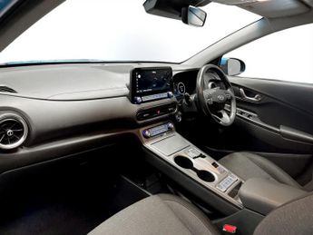 HYUNDAI KONA 64kWh Premium SUV 5dr Electric Auto (10.5kW Charger) (204 ps)