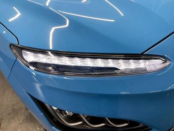 HYUNDAI KONA 64kWh Premium SUV 5dr Electric Auto (10.5kW Charger) (204 ps)