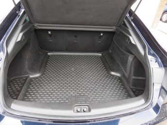 VAUXHALL INSIGNIA 2.0 Turbo D BlueInjection SRi VX Line Nav Grand Sport 5dr Diesel